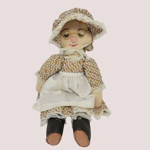 Vintage Country Grandma Doll Handmade Stitching Folkart T43
